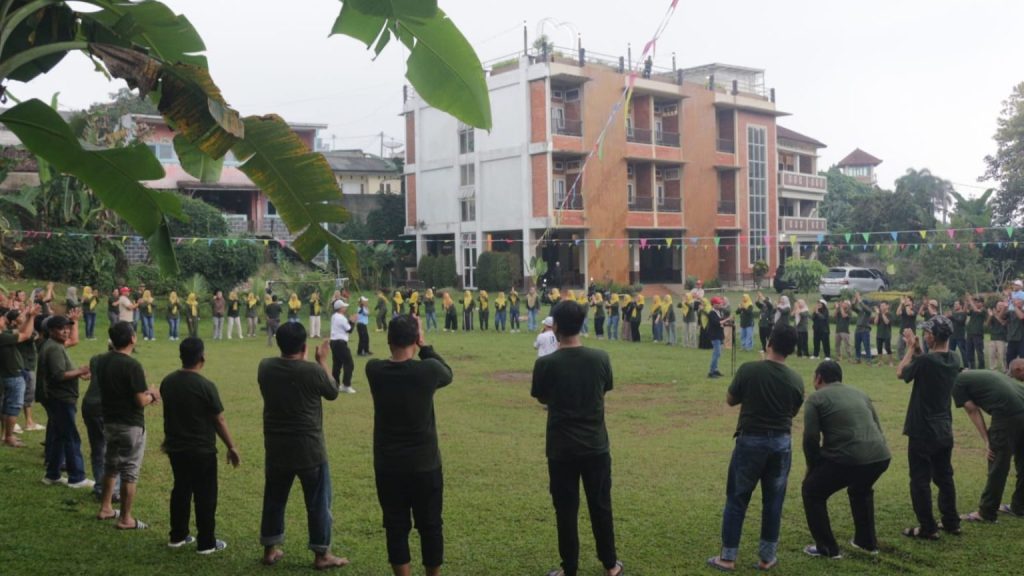 PT EDS Manufacturing Indonesia Ikuti Teamwork Game Seru Bersama JOB