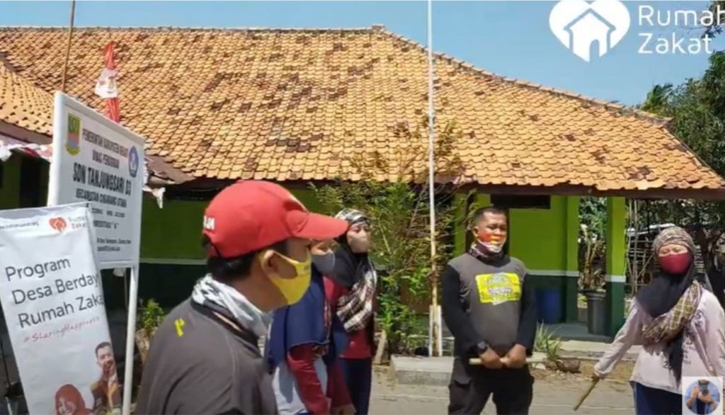Agenda teamwork games bersama anak anak binaan Relawan Inspirasi Rumah Zakat